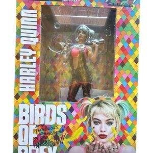 Harley Quinn Birds of Prey Statue